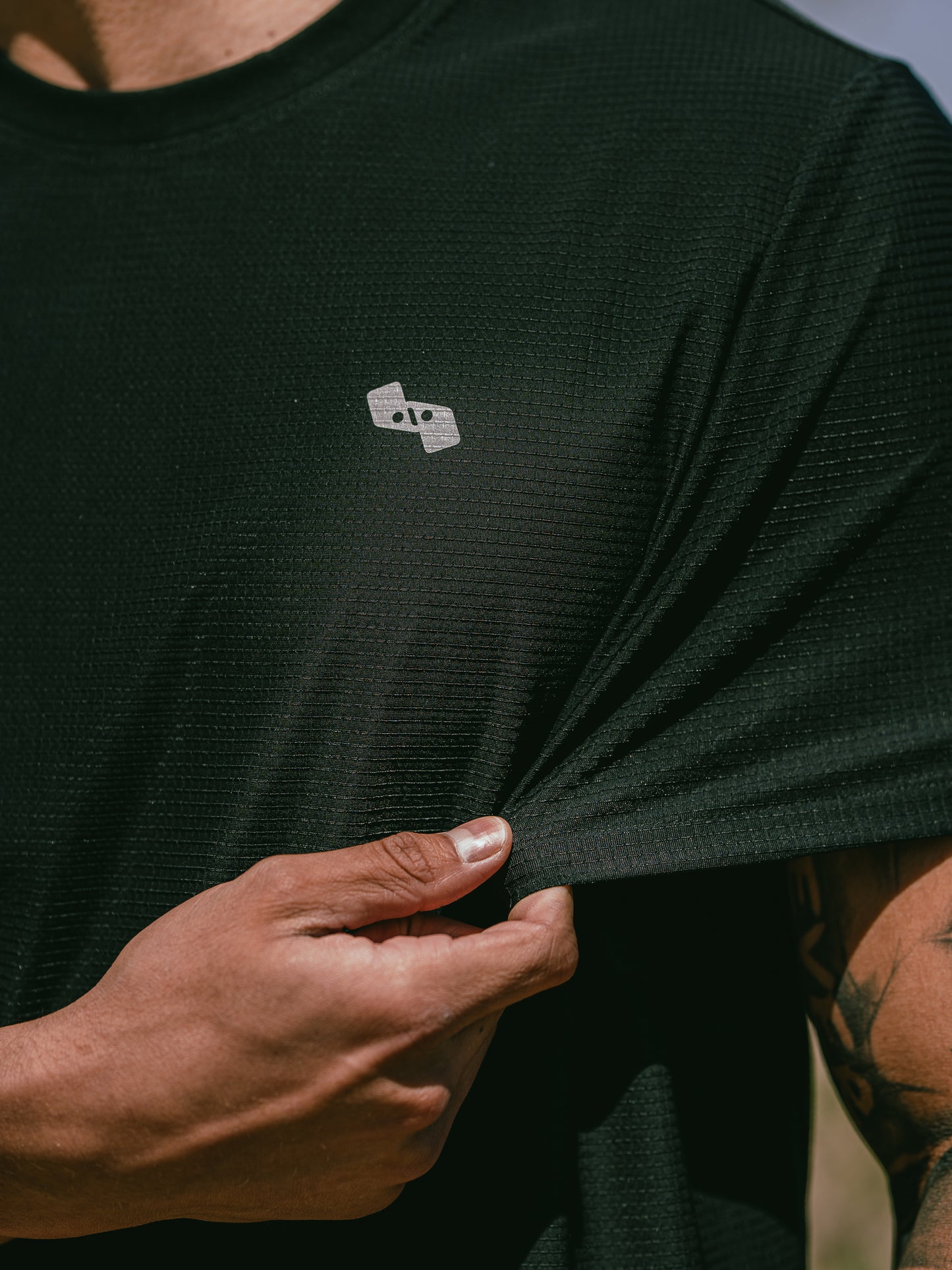 TECH-fall Tee Black